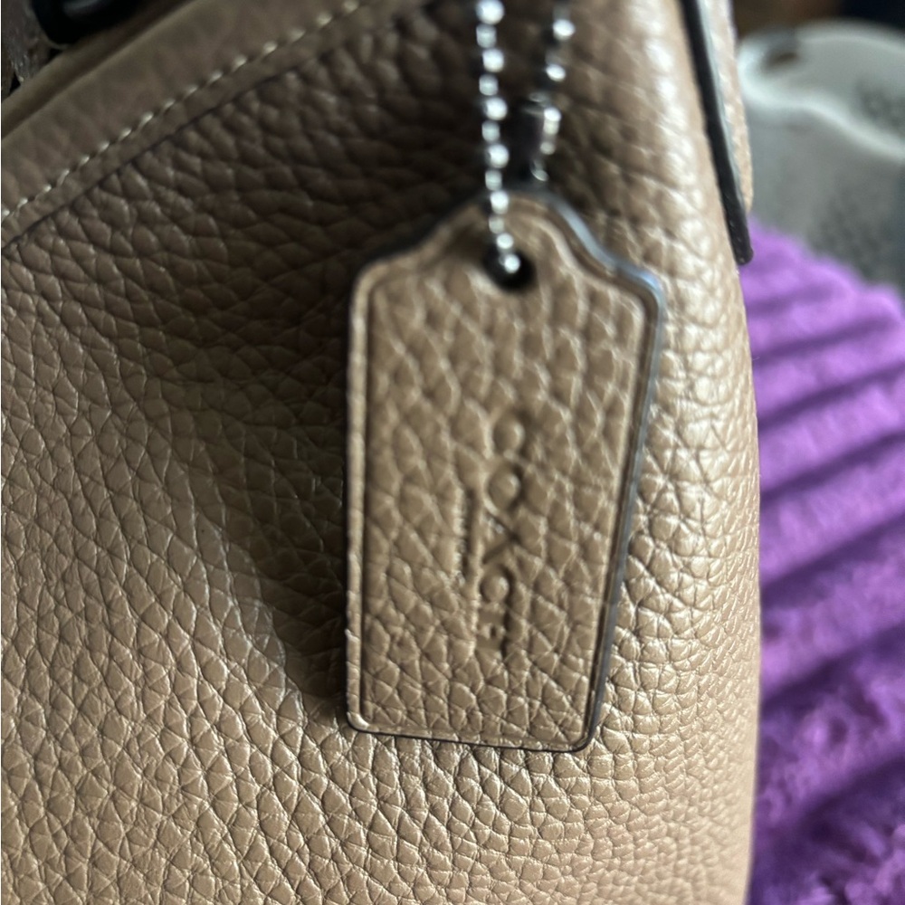 Coach Laurel Brown Pebbled Leather - Picture 6 of 7